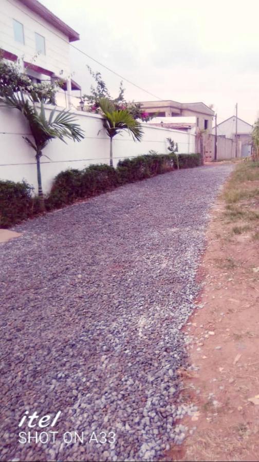 Appartement 2 Chambres Residence Avec Piscine Yaounde Exterior photo